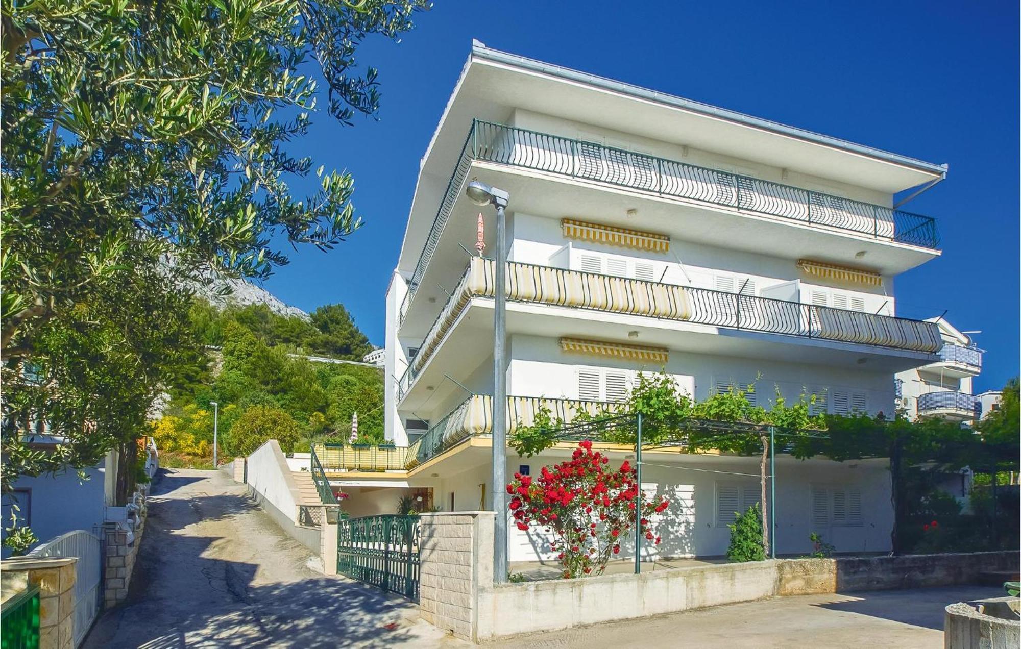 Beautiful Apartment In Omis With Wifi المظهر الخارجي الصورة