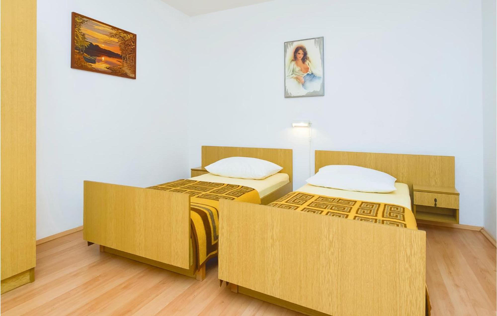 Beautiful Apartment In Omis With Wifi المظهر الخارجي الصورة
