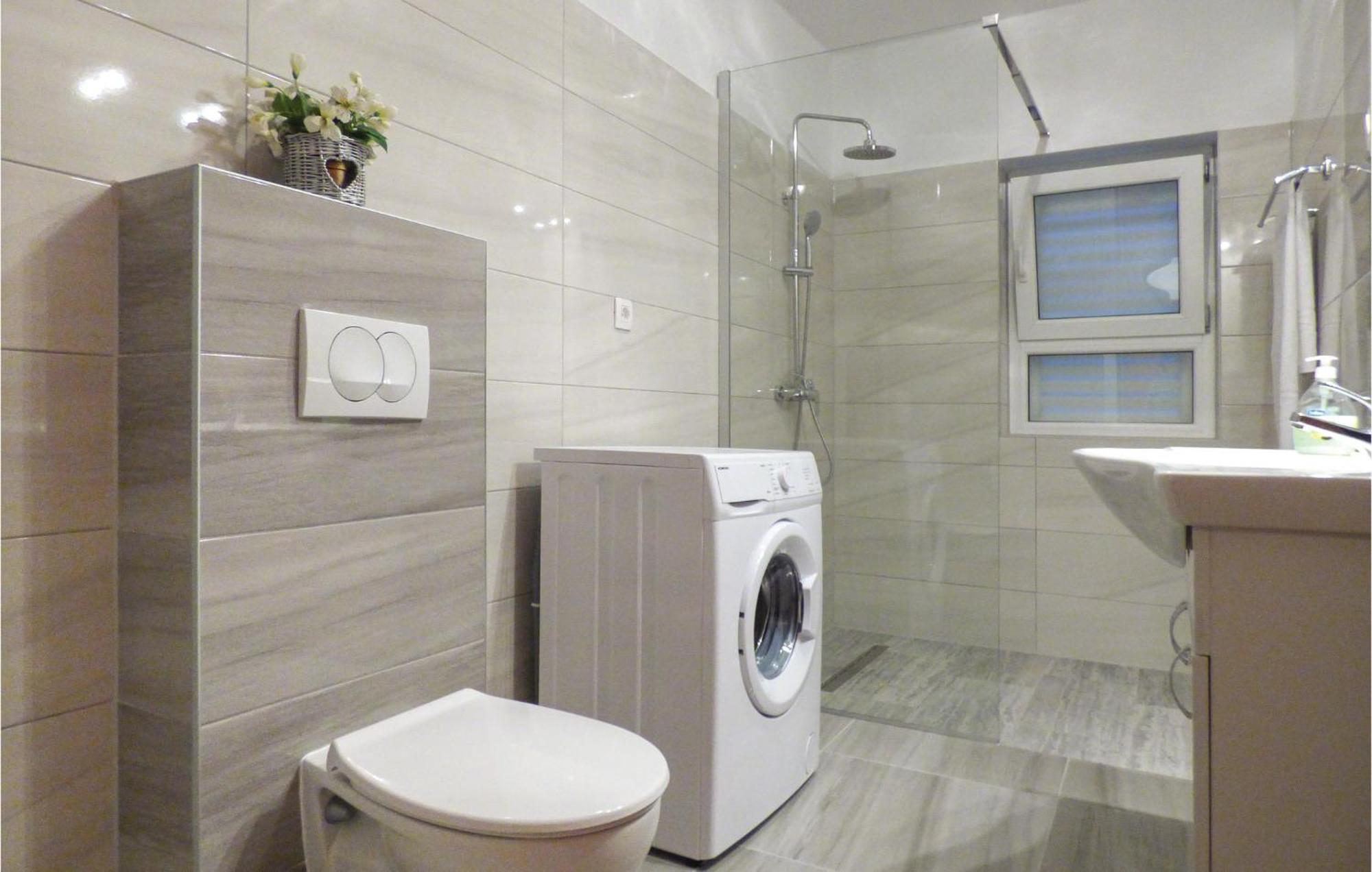 Beautiful Apartment In Omis With Wifi المظهر الخارجي الصورة