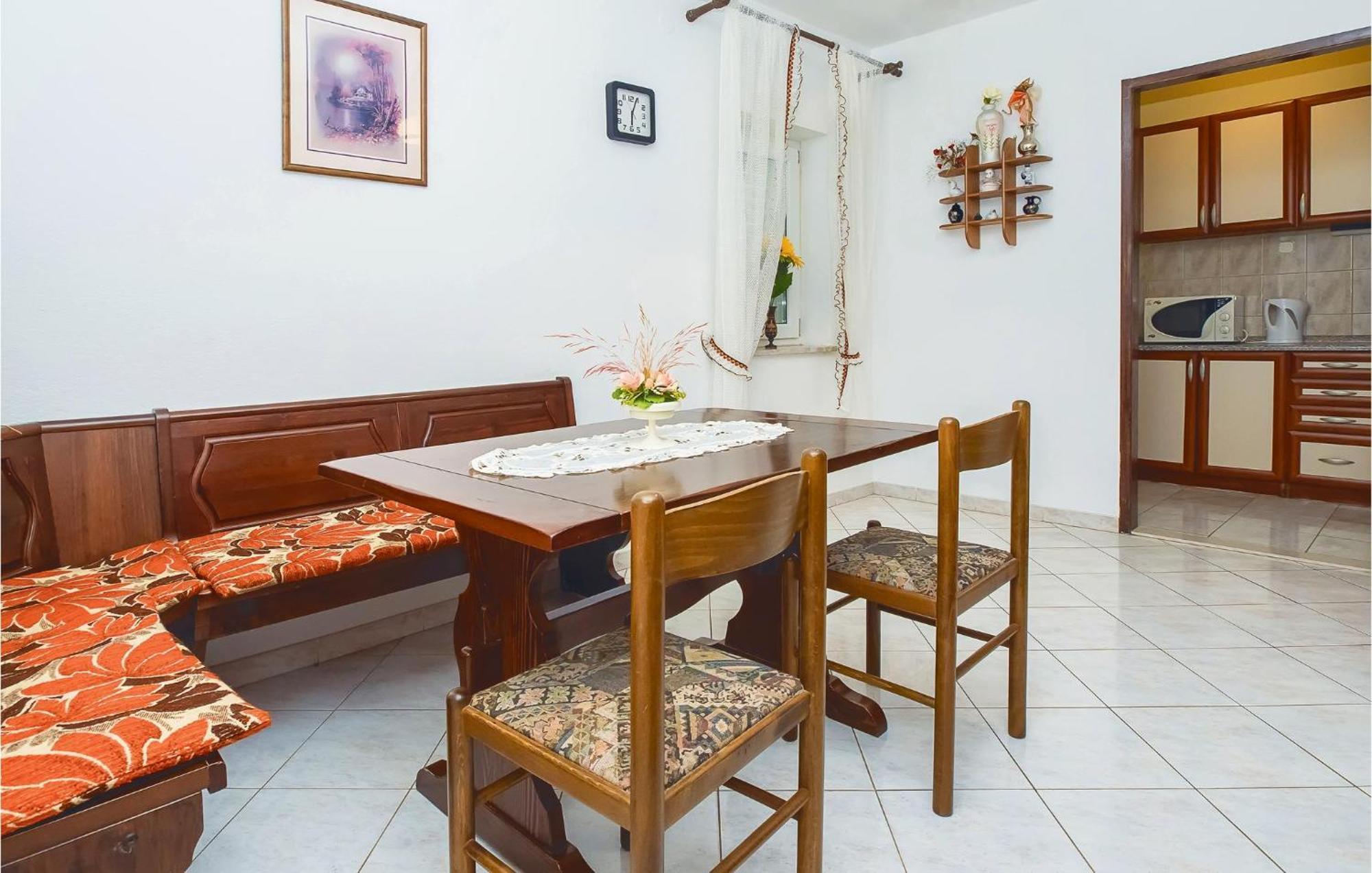 Beautiful Apartment In Omis With Wifi المظهر الخارجي الصورة