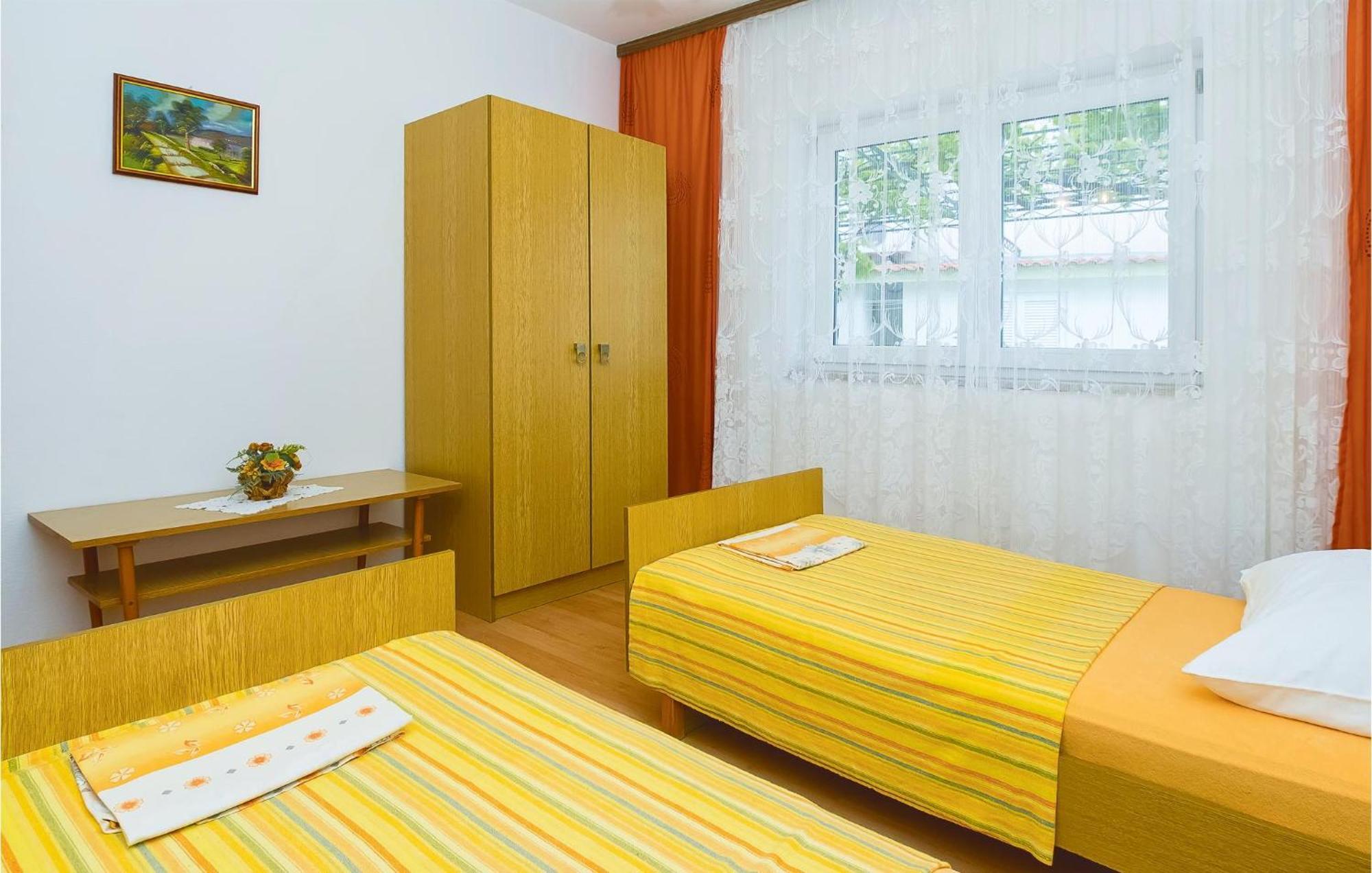 Beautiful Apartment In Omis With Wifi المظهر الخارجي الصورة