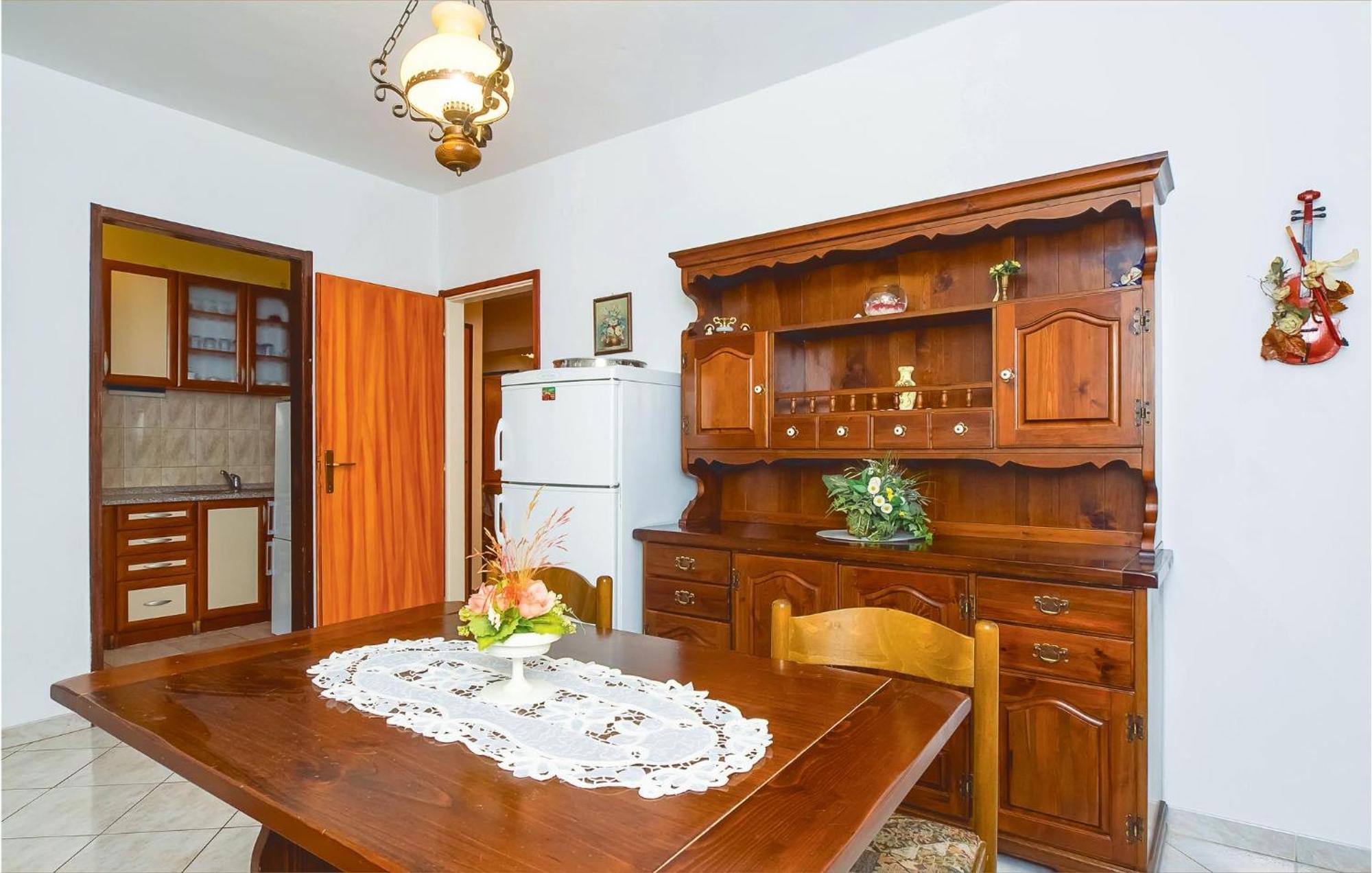 Beautiful Apartment In Omis With Wifi المظهر الخارجي الصورة